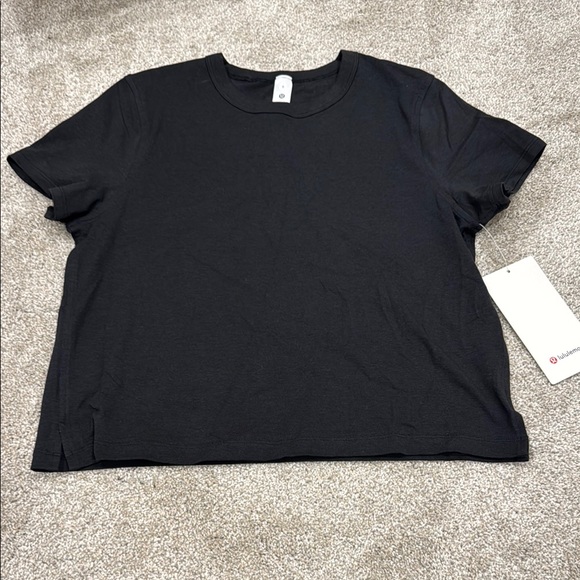 lululemon athletica Tops - NWT Lululemon Classic Tee